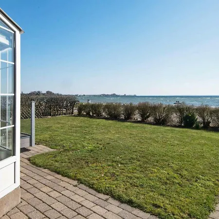 Dom wakacyjny One-bedroom Holiday In Bjert 2 *